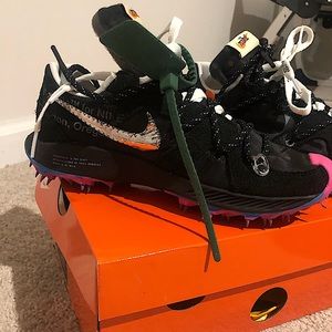 Womens Off White Nike air zoom Terra Kiger 5